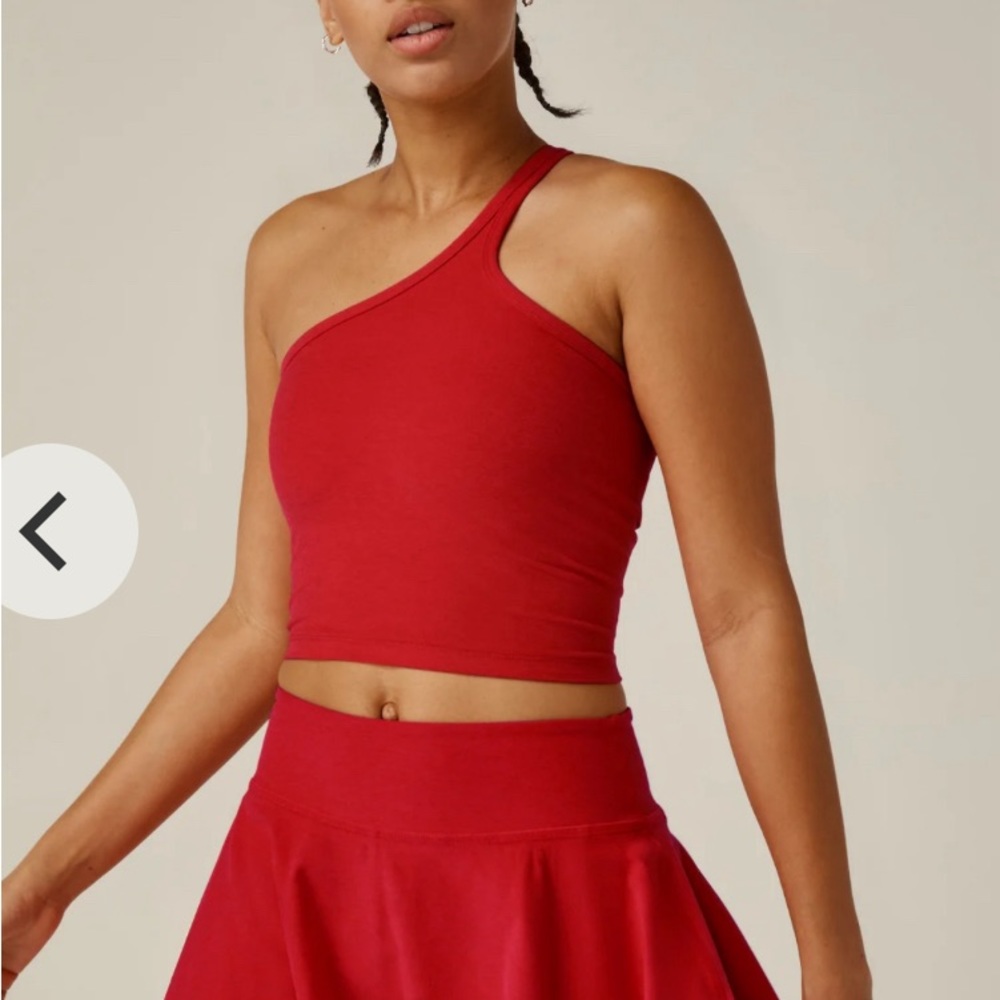 BEYOND YOGA RED CAMI